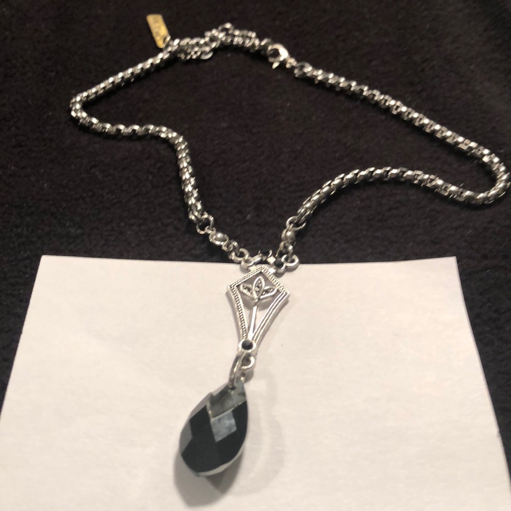 Necklaces - Picture 3 of 4